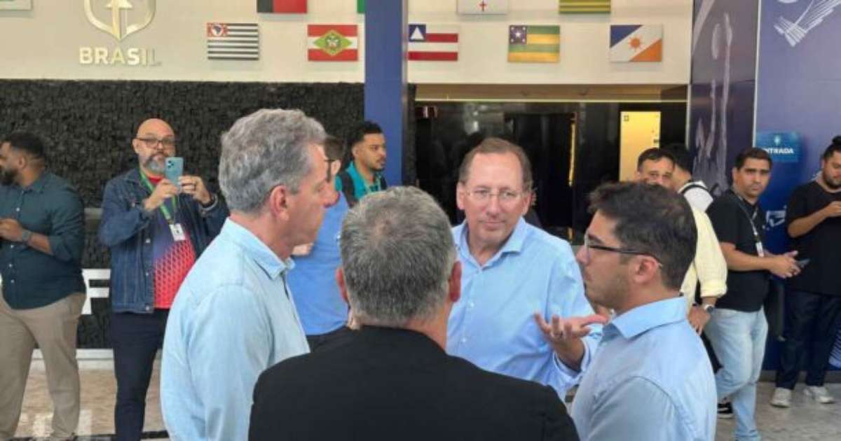 Textor rebate Landim sobre fair play financeiro: Receitas do futebol surpreendem.