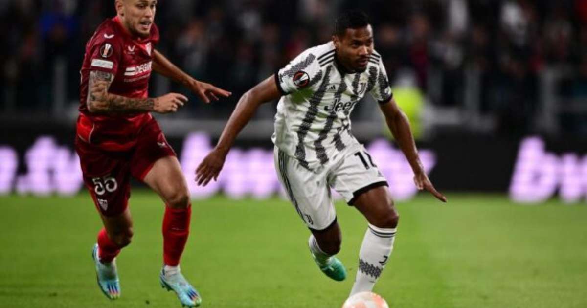 REFORÇO DE PESO! Flamengo entra em contato com lateral Alex Sandro, ex-Juventus, para reforçar elenco