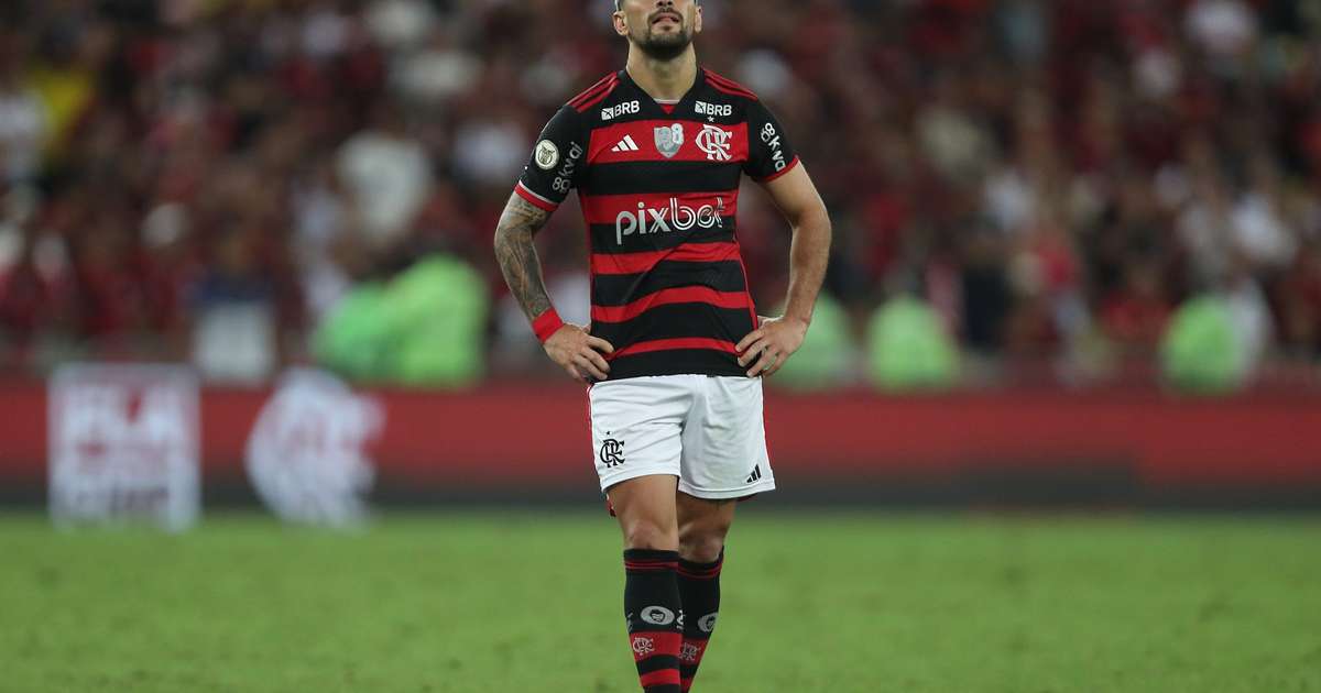 Arrascaeta fora do jogo contra o Bolívar devido a lesão confirmada.