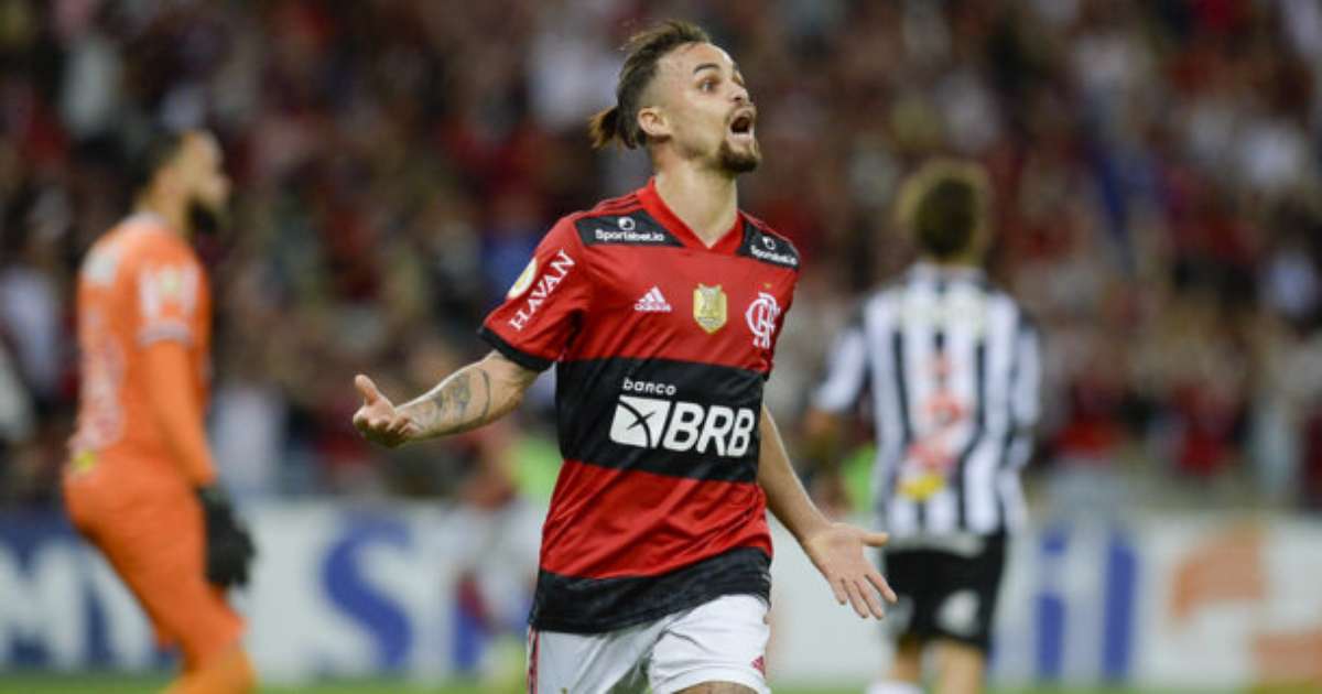Erro do Patrocinador ao Anunciar Michael Antes da Contratação pelo Flamengo
