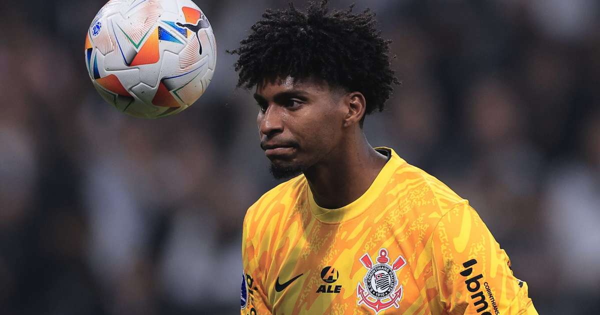 Hugo Souza Brilha em Defesas de Pênaltis em Noite Memorável