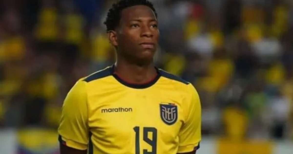 Flamengo negocia contratação do equatoriano Gonzalo Plata para reforçar o elenco.