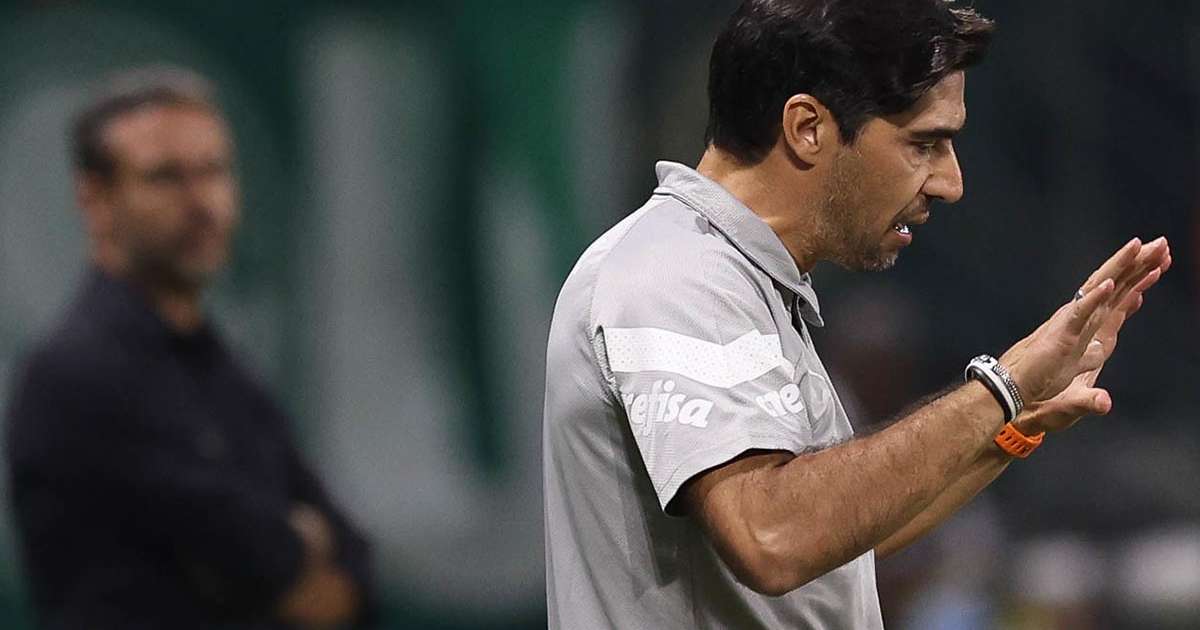 Palmeiras enfrenta sua pior performance na Libertadores sob comando de Abel Ferreira.