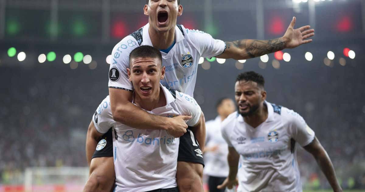 Clube argentino busca repatriar meio-campista importante do Grêmio