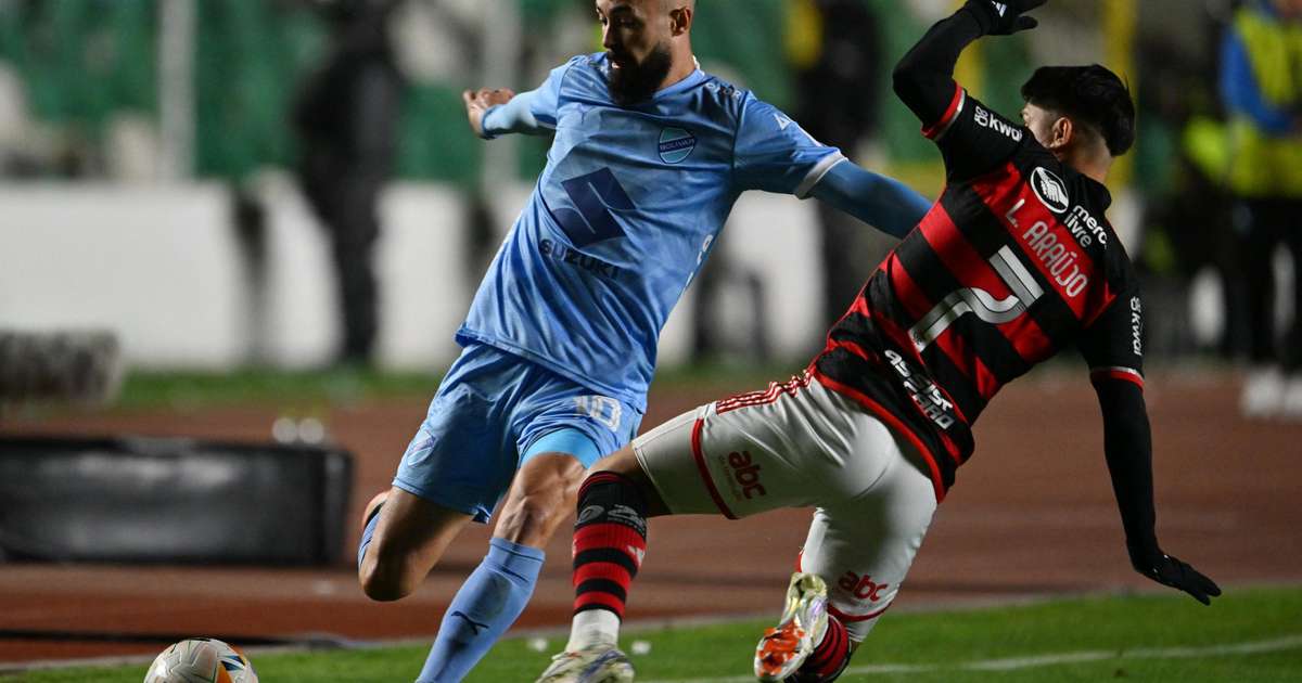 Flamengo avança mesmo com derrota para o Bolívar na Libertadores.