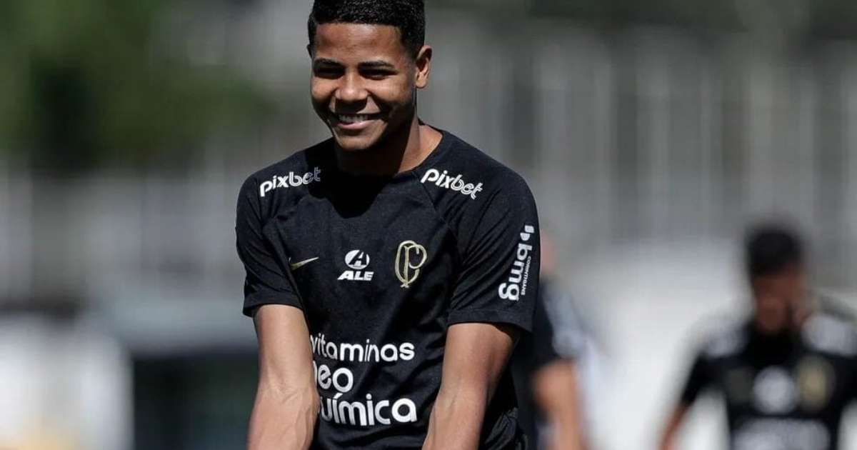 Corinthians negocia venda de Wesley para a Arábia Saudita, junto a Cristiano Ronaldo.