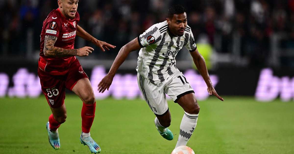 Flamengo Propõe Contrato Longo a Alex Sandro até 2026