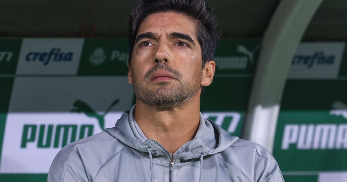 Abel Ferreira critica jornalista e reforça discrição com vida pessoal