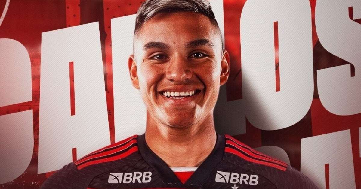 Flamengo reforça elenco com Carlos Alcaraz, contratação mais cara da história do clube