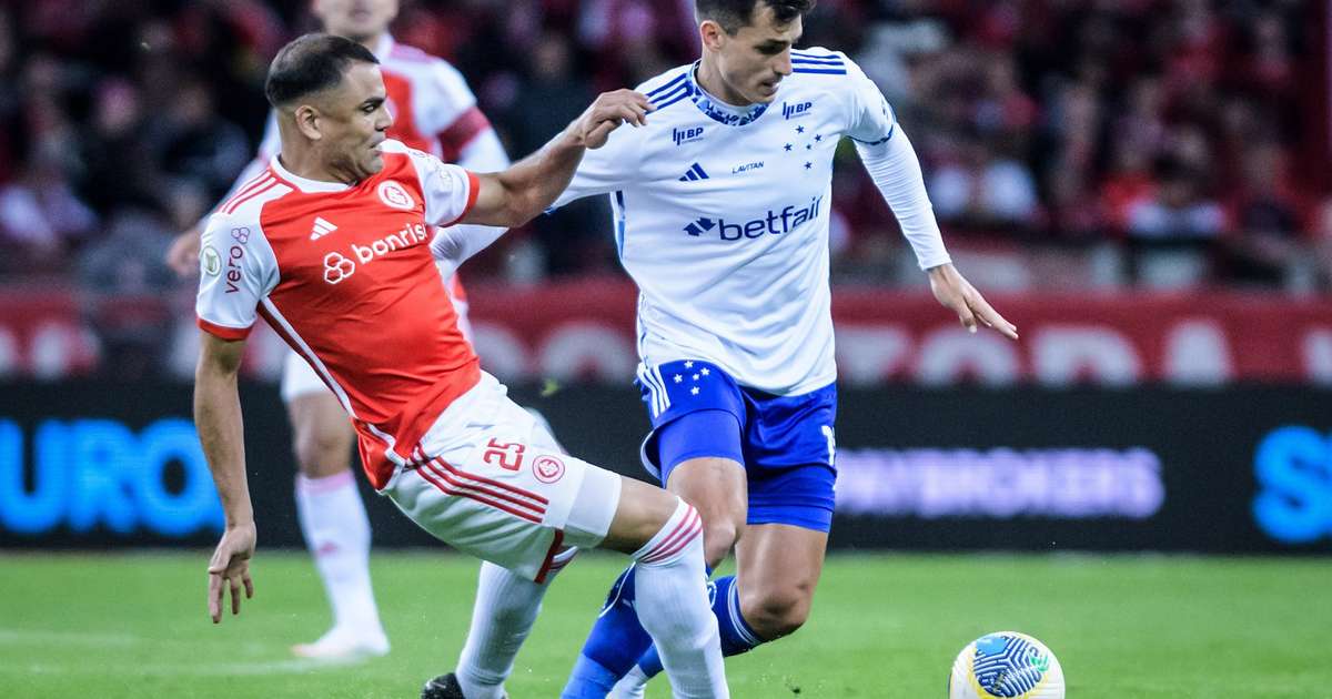 Cruzeiro busca revanche frente Internacional em duelo crucial pelo Brasileirão.