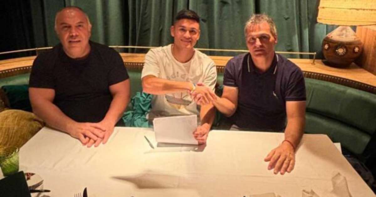 Flamengo prepara Alcaraz para estreia decisiva contra o Corinthians