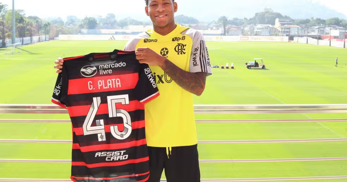 Dupla de Reforços Se Apresenta ao Flamengo e Aguarda Estreia Importante