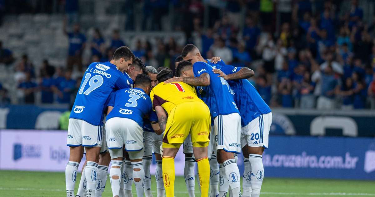 Cruzeiro x Atlético-GO: transmissão, horário e escalações do jogo da Brasileirão.