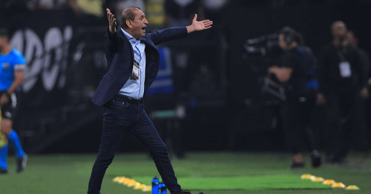 Corinthians Encara o Flamengo em Confronto Crucial no Brasileirão