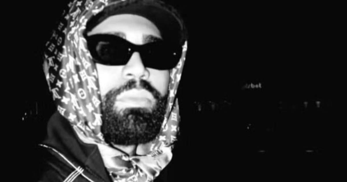 Gabigol do Flamengo celebra aniversário com familiares e affair discreto