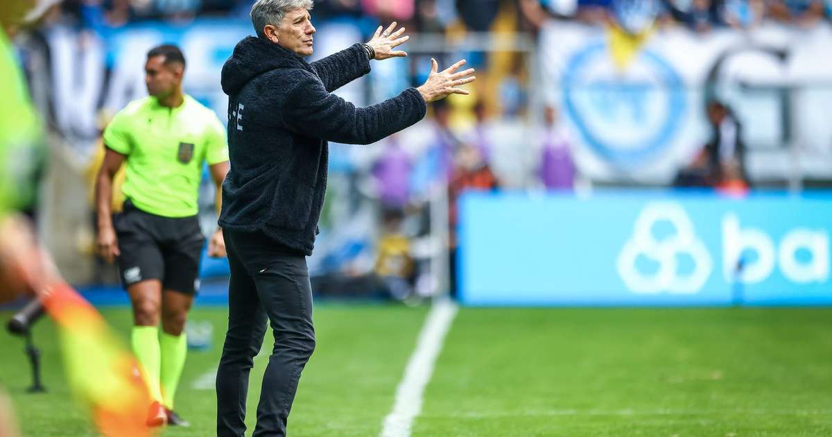 Renato Gaúcho responsabiliza falhas defensivas por derrota do Grêmio no último minuto