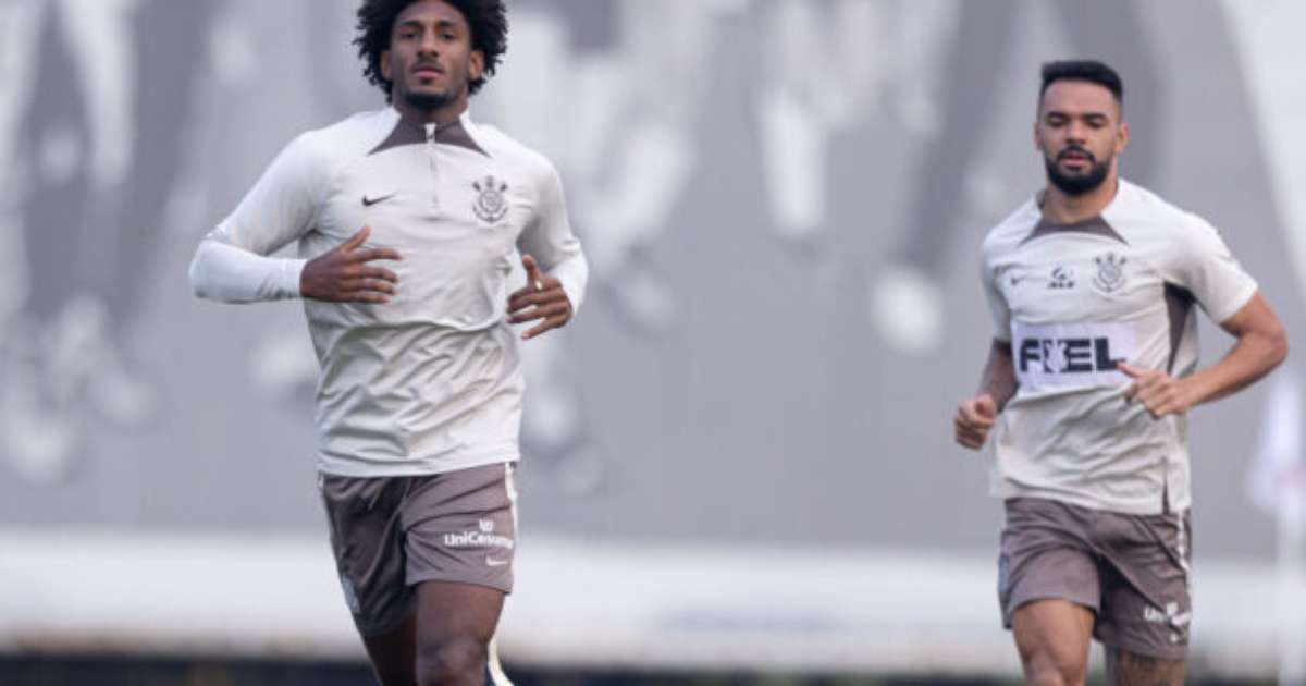 Corinthians treina após quatro desfalques no elenco.