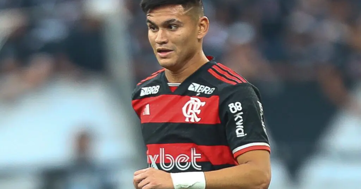 Alcaraz apresentado ao vivo pelo Flamengo: acompanhe a nova contratação