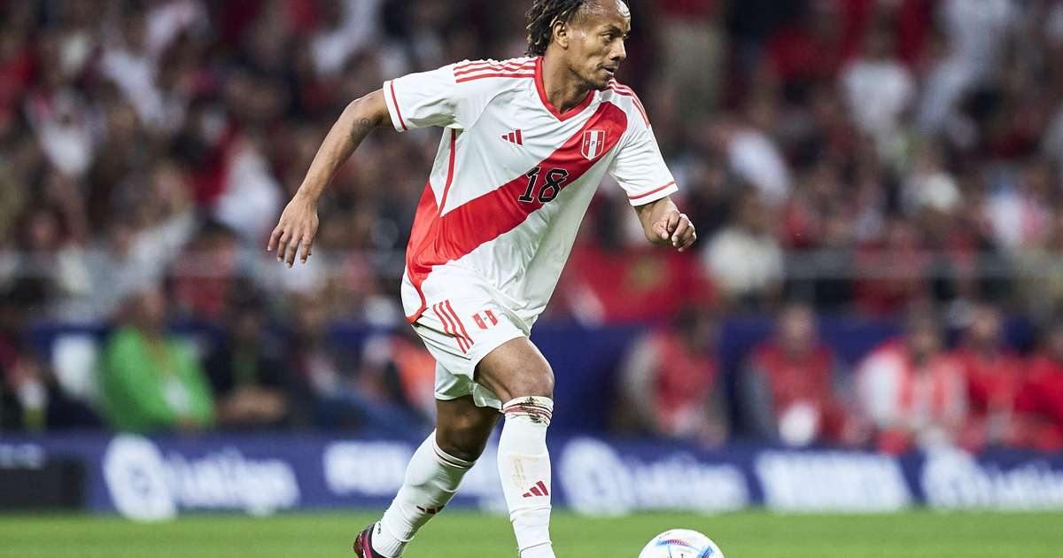 Corinthians anuncia contratação de André Carrillo, meia peruano proveniente da Arábia Saudita.