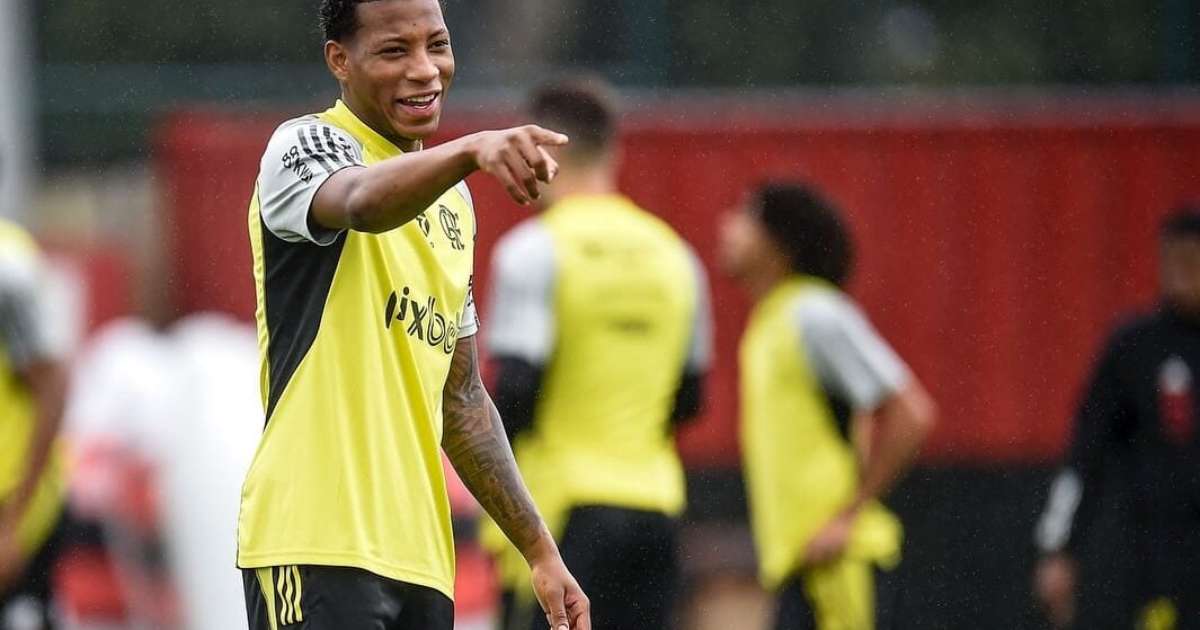 Gonzalo Plata elogia Vini Jr e celebra transferência para Flamengo: Maior do continente