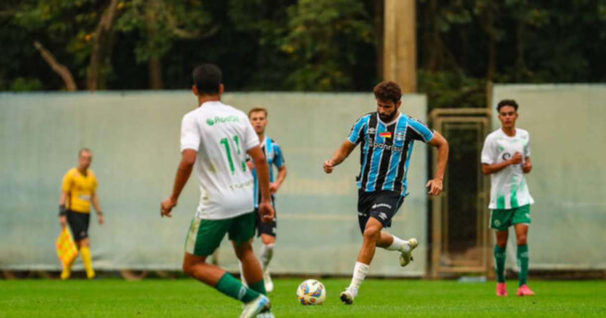 Diego Costa expulso em derrota do Grêmio para o Juventude na Copa FGF