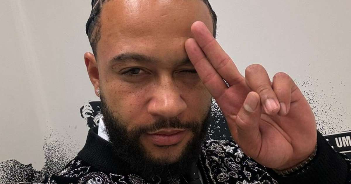 Depay é Apresentado ao Público Corinthiano antes de Partida contra o Juventude