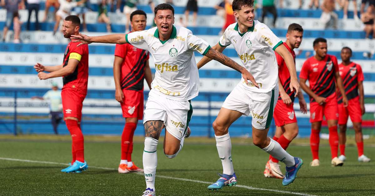 Palmeiras garante vaga na final do Brasileirão Sub-20 ao vencer Athletico.