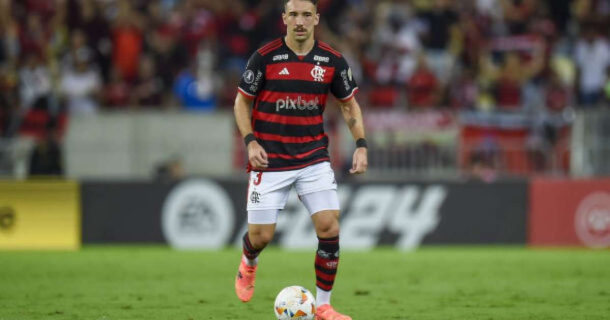 Ortiz adapta-se como volante e mergulha em nova posição no Flamengo.