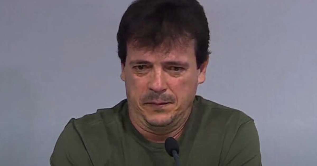 Diniz desponta como favorito para comandar Cruzeiro na Toca da Raposa II.