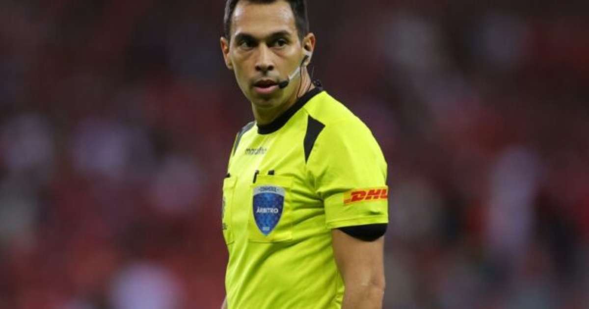 Árbitro expulsa dez jogadores em partida entre Peñarol e Flamengo