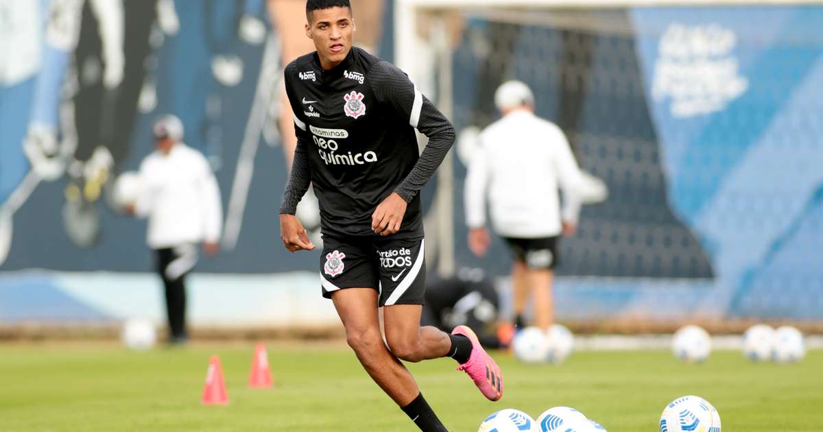 Ex-corinthians dispensado em Portugal anuncia aposentadoria aos 21 anos