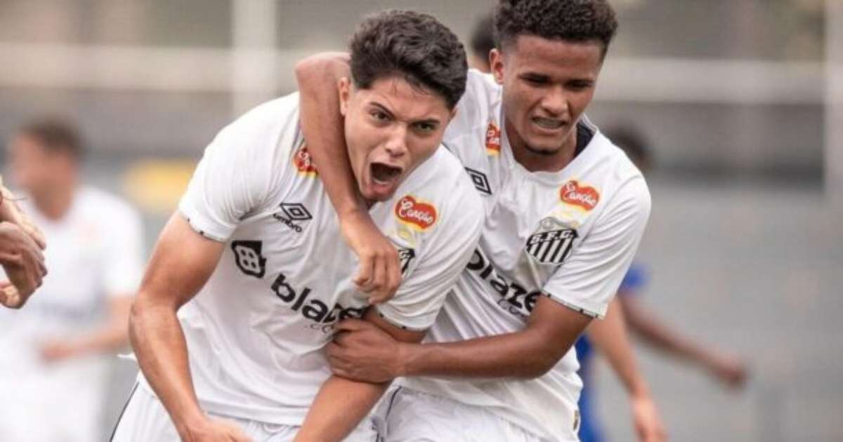 Santos classifica-se no Brasileirão Sub-17 após golear o Cruzeiro.