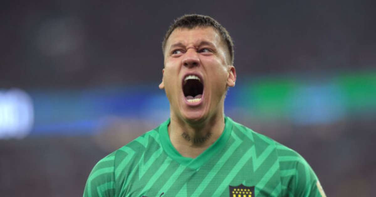 SABIA DESSA? Goleiro do Peñarol jogou pelo Flamengo na base