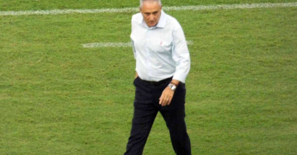 O fora Tite é real, sem Luís Castro: posicionamento profissional no futebol.