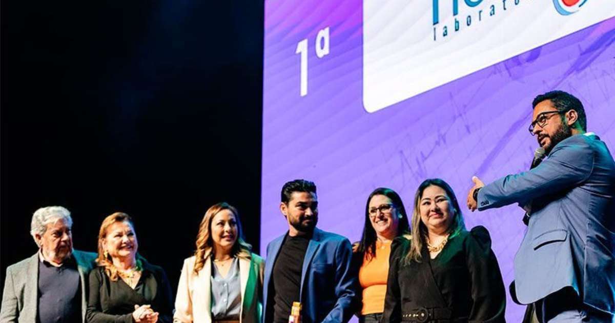 Laboratório Fleming recebe novo certificado