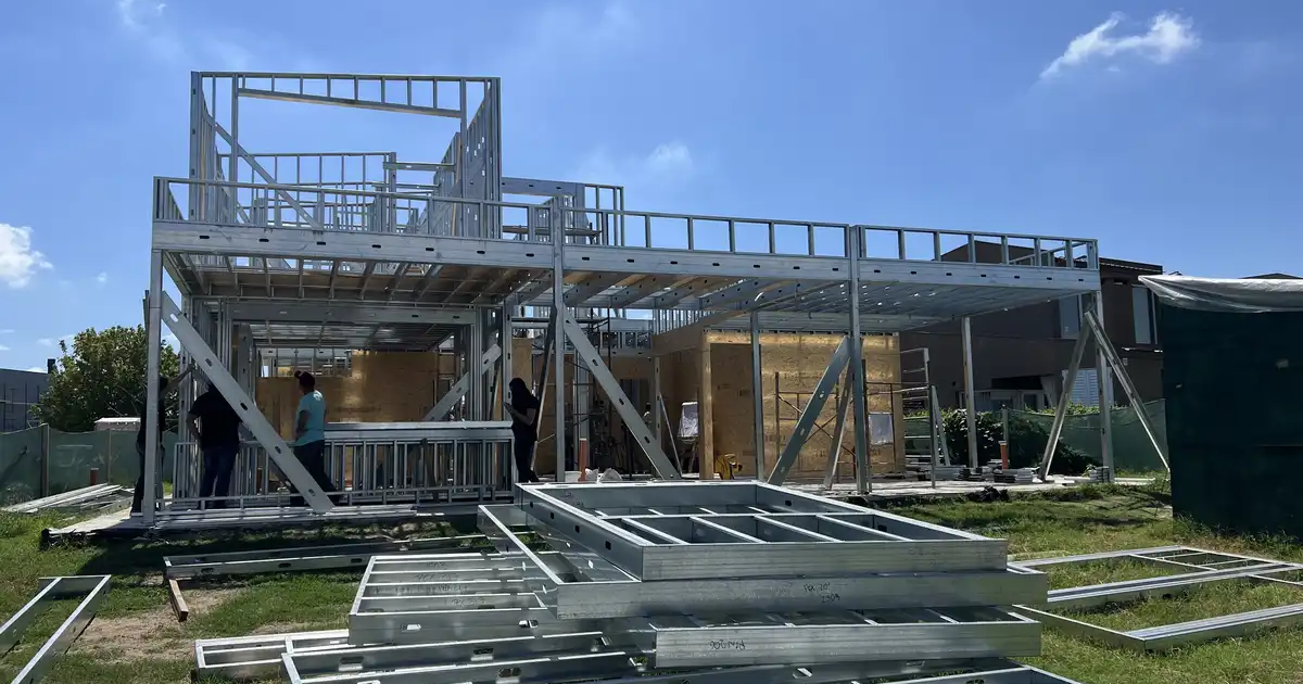 Barbieri entrega obra com 100% de Steel Frame