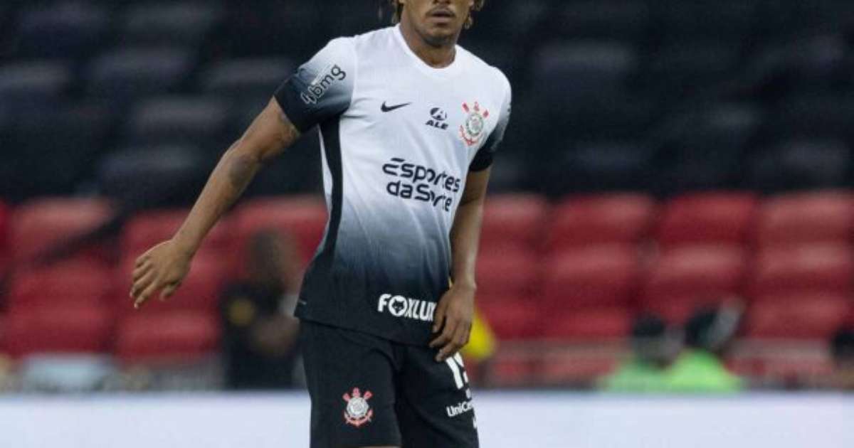 TÁ JOGANDO MUITO! Carrillo elogiado no Corinthians e pode ser titular pós Data Fifa