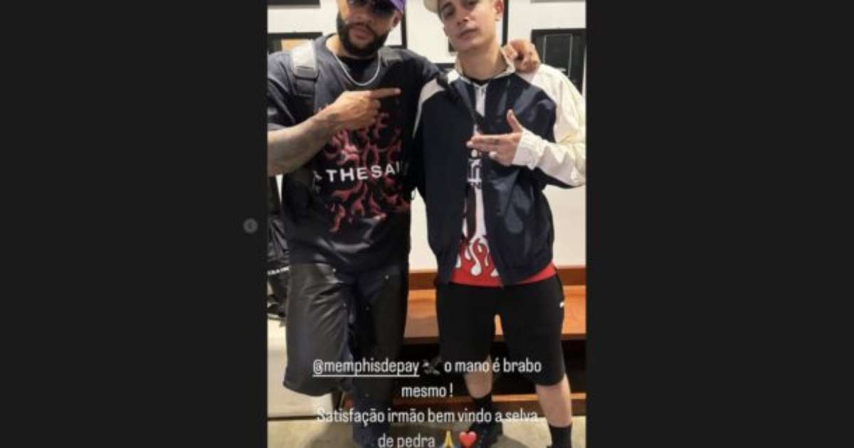 Memphis Depay é visto em estúdio com rapper do Corinthians