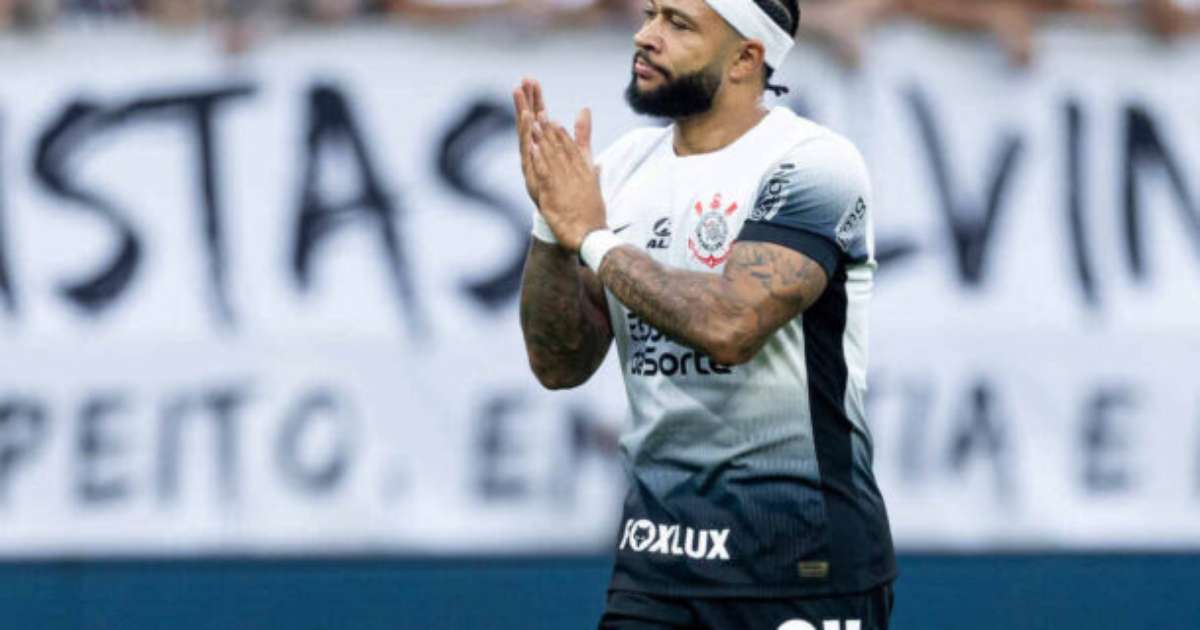 Dilema entre Corinthians e Memphis Depay gera repercussão na Europa
