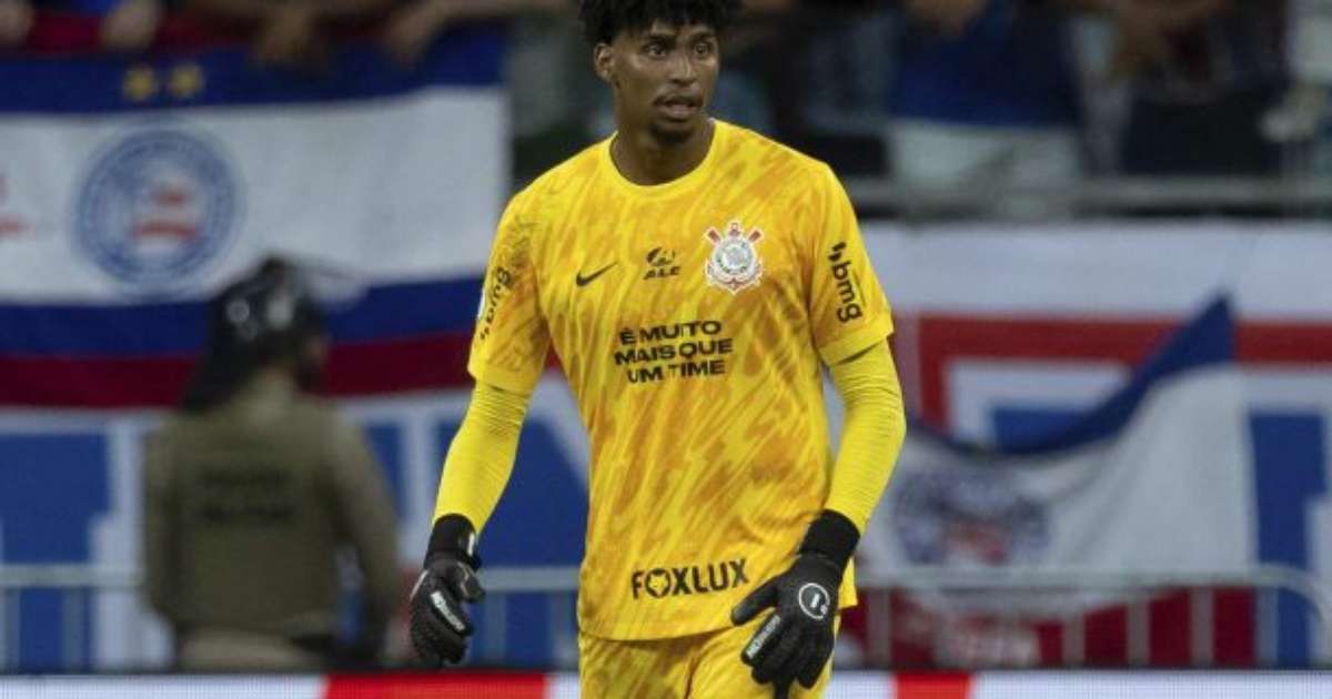 Corinthians busca adquirir Hugo Souza em definitivo em nova negociação.