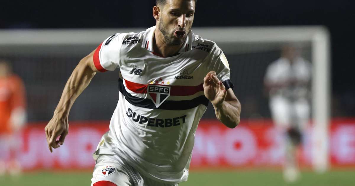 Calleri pode alcançar 100 jogos pelo São Paulo em Brasileirão contra o Vasco