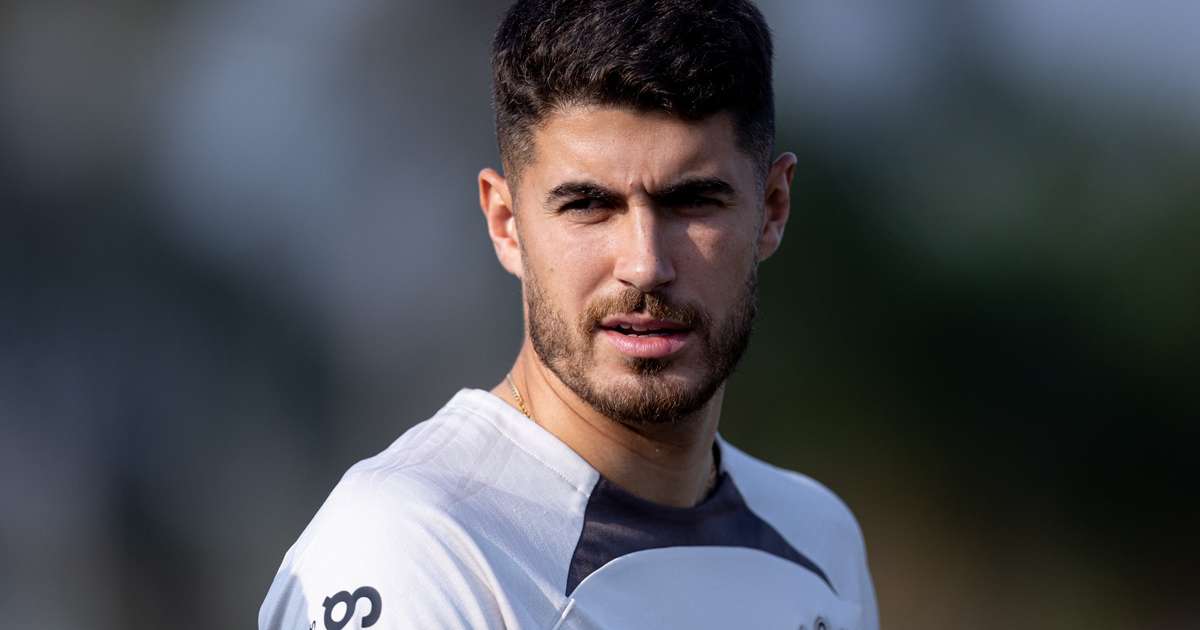 Novas contratações reduzem oportunidades de atuação de Pedro Raul