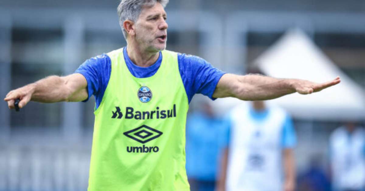 Dúvidas de Renato na escolha do lateral-esquerdo para clássico do Grêmio
