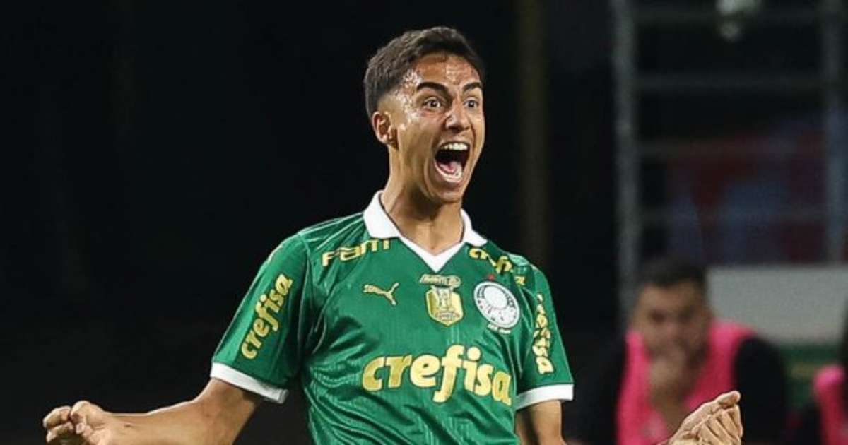 Interesses em Vitor Reis não fazem Palmeiras considerar transferência no momento.