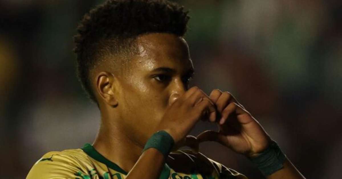 Estêvão supera marca de Neymar no Brasileirão: novo recorde estabelecido.