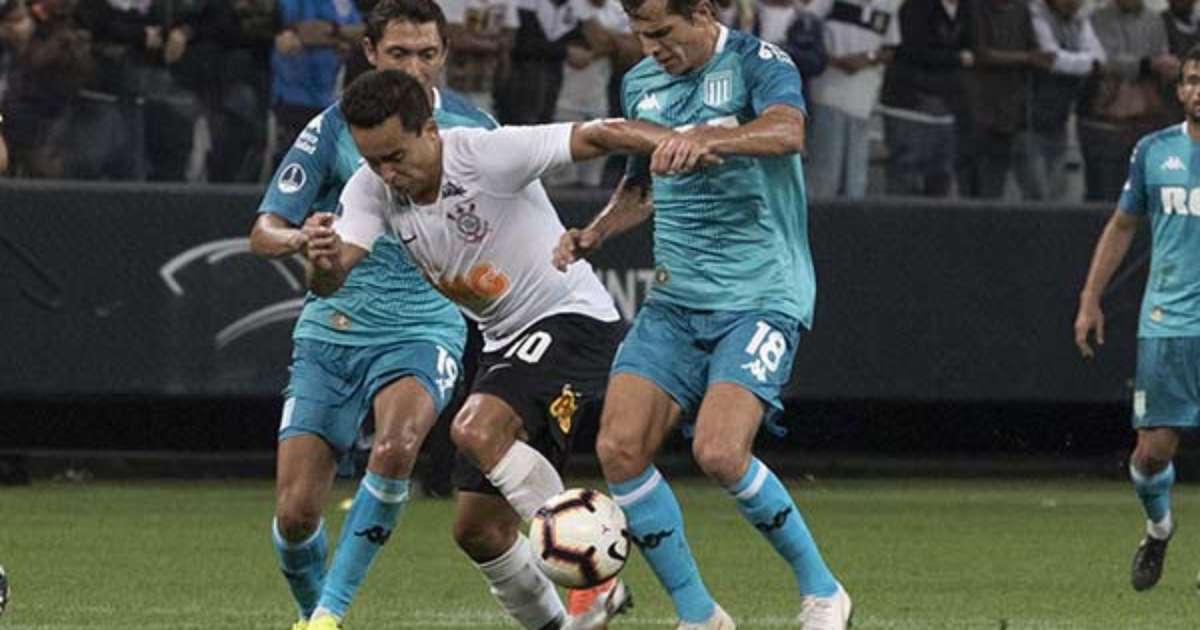 Corinthians enfrenta Racing pela terceira vez em mata-mata da Sul-Americana.