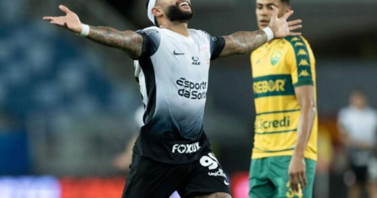 Depay elogia Corinthians por saída do Z4 e destaca missão cumprida.