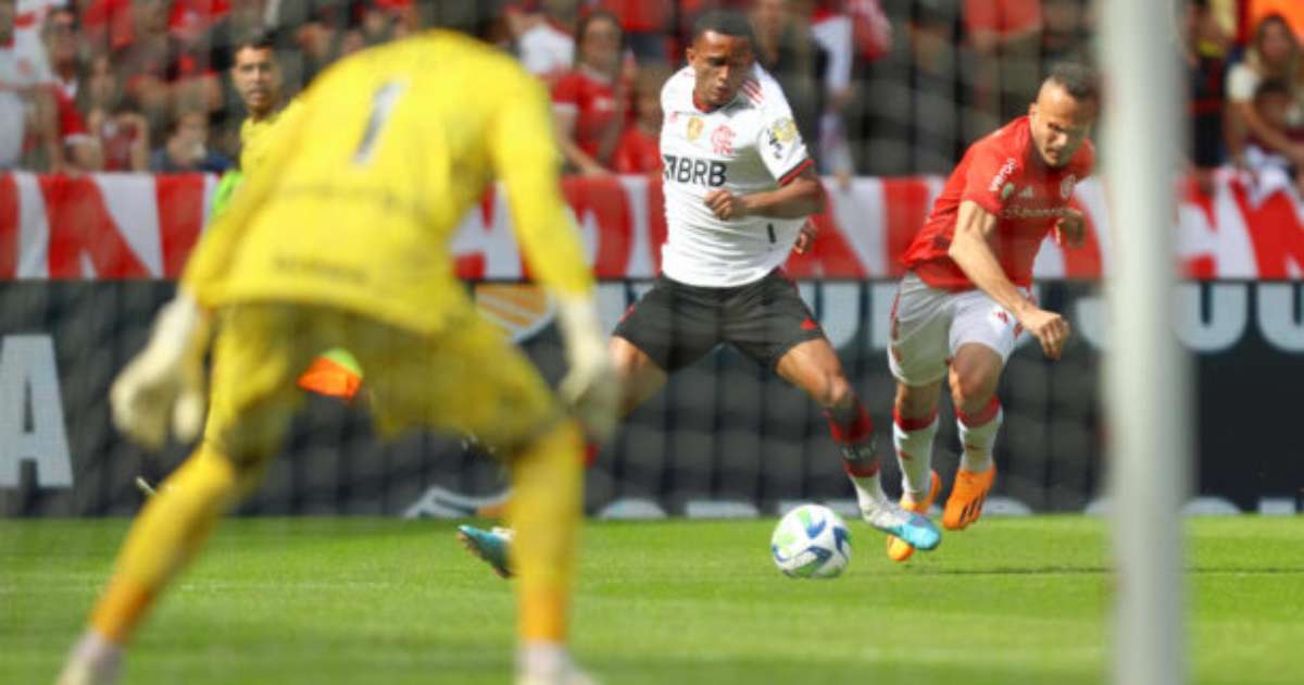 Jogo importante: Flamengo enfrenta Internacional em confronto decisivo no Brasileirão.