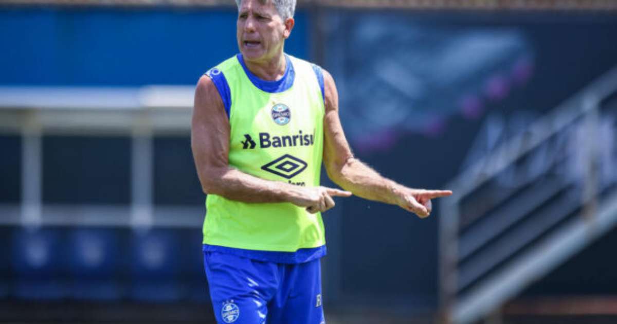 Renato Gaúcho mantém segredo sobre escalação do Grêmio para partida crucial.