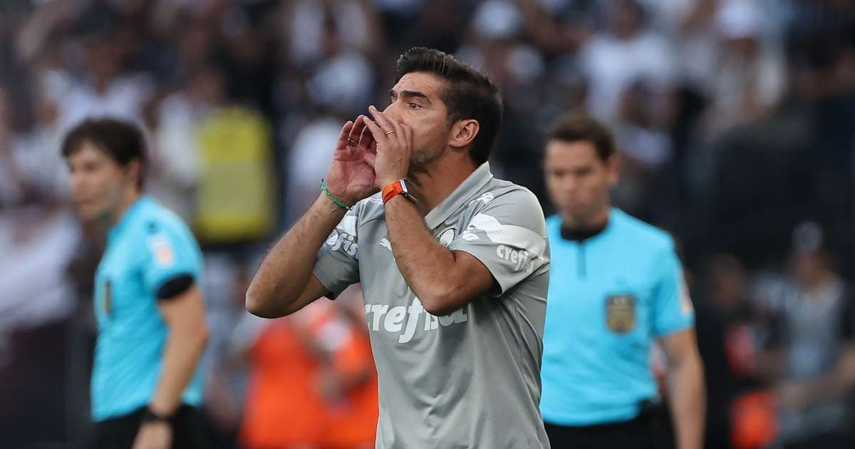 Dia de clássico: Palmeiras e Corinthians duelam na Arena Neo Química.